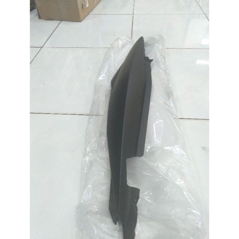 A Ốp sườn Exciter 150 chính hãng yamaha