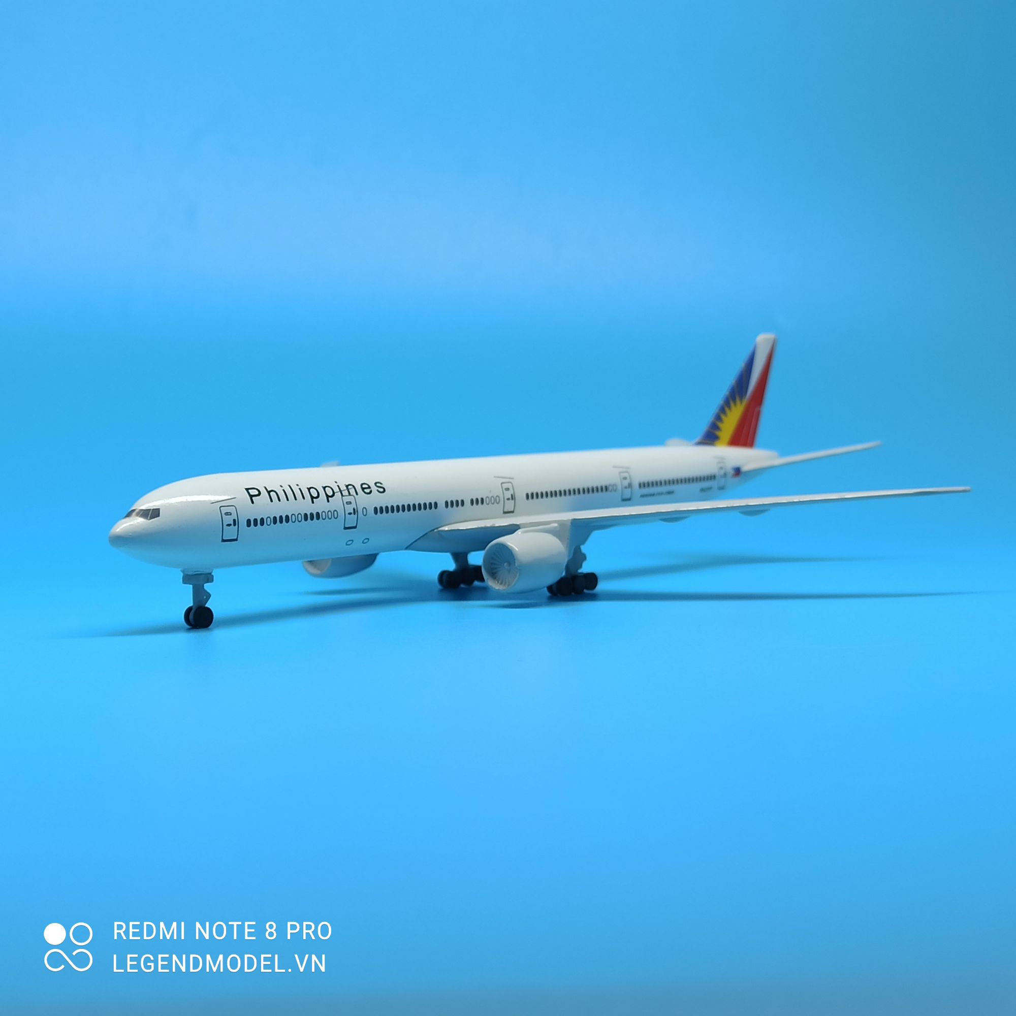 Mô hình máy bay Philippines Airlines