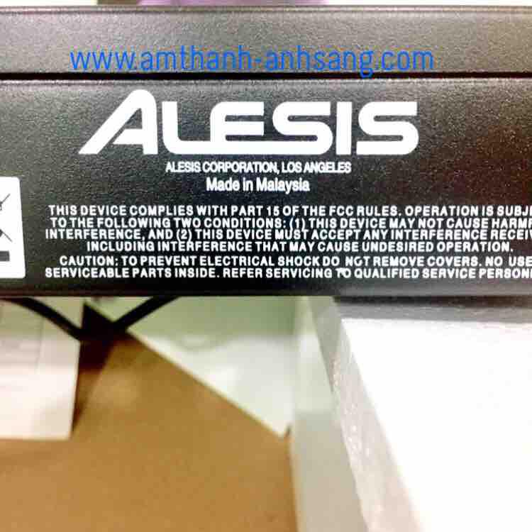Midiverb4, Echo Alesis Midiverb 4, Echo rời Midiverb 24 BIT