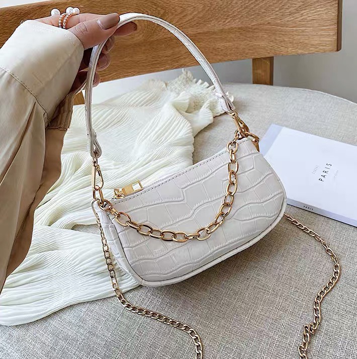💥 MẪU MỚI HÓT 💥 Túi Kẹp Nách Khóa Vuông Nữ Vintage Vân Da Rắn PHỐI XÍCH, XÁCH TAY Cực Đẹp MÀU ĐEN TRẮNG ( CÓ ẢNH CHỤP THẬT) M66