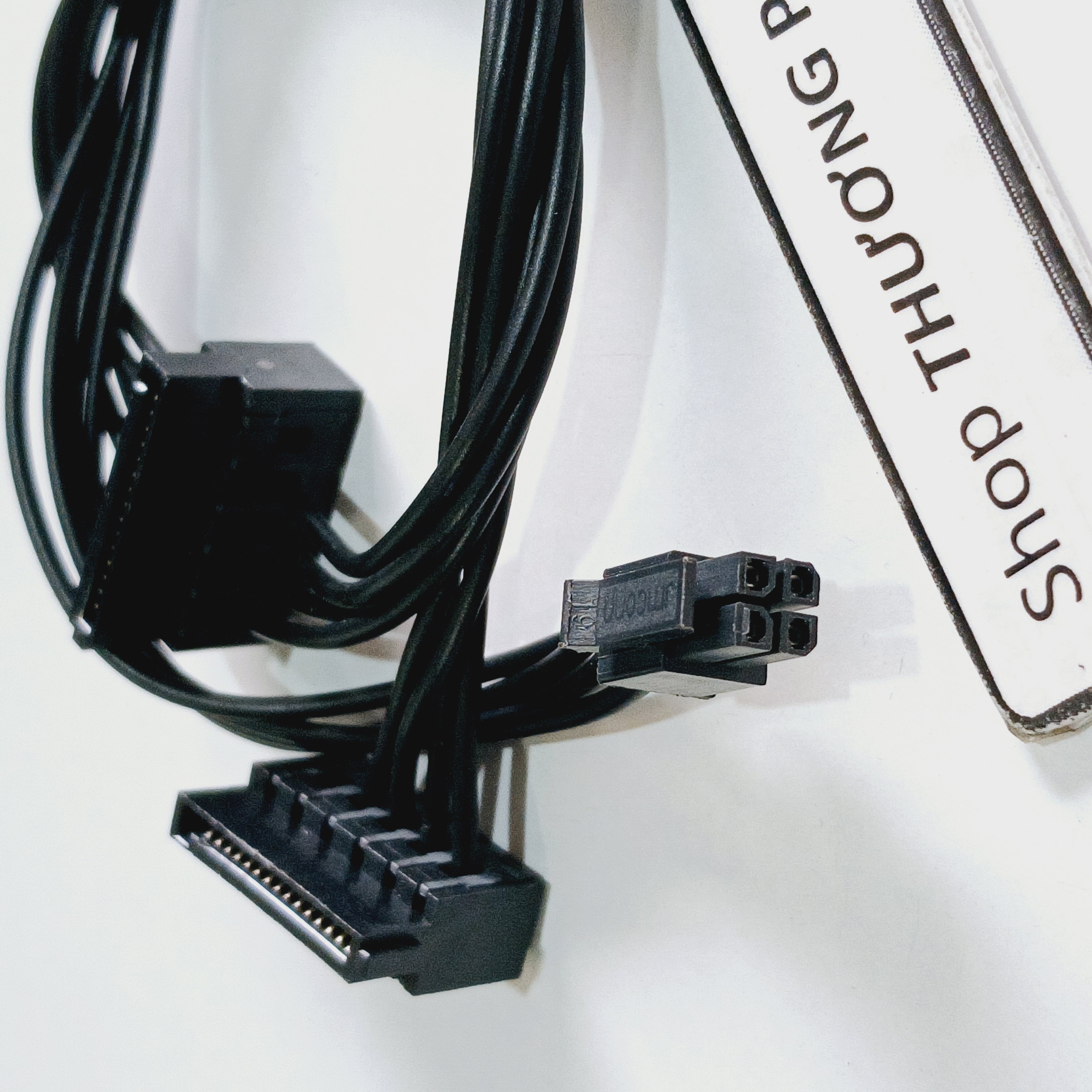 Cáp Mini 4 Pin ra 2 Sata / 4 Pin ra Sata (Mini 4 Pin: 5mm x 5mm) / Cáp dài 45Cm