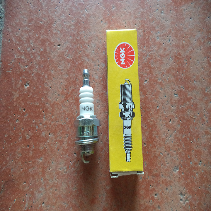 Bugi NGK 2 thì máy cắt cỏ,máy cưa gỗ,máy phát điện,máy đầm ( mã BM6A)