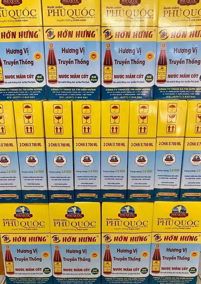 nước mắm Hớn Hưng đặc sản Phú Quốc ( cặp 2 chai 700ml) 40 độ