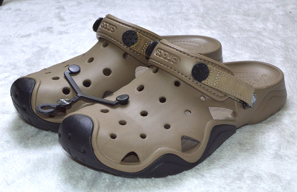 [HCM]Crocs nhựa nam màu da phối đen