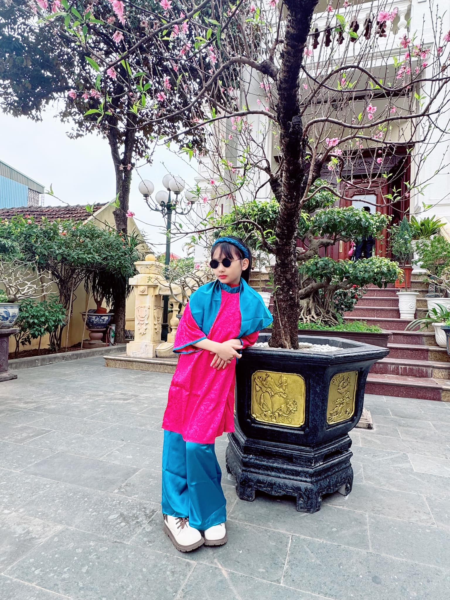 Áo dài gấm cho mẹ và bé - Xanh hồng