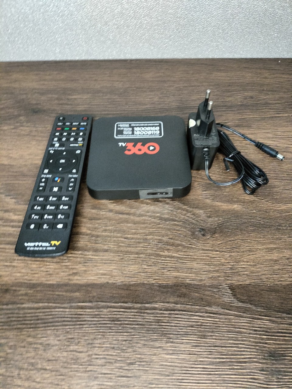 Box Viettel 360 lên mạng xem truyền hình biến tivi thương thành smart TV