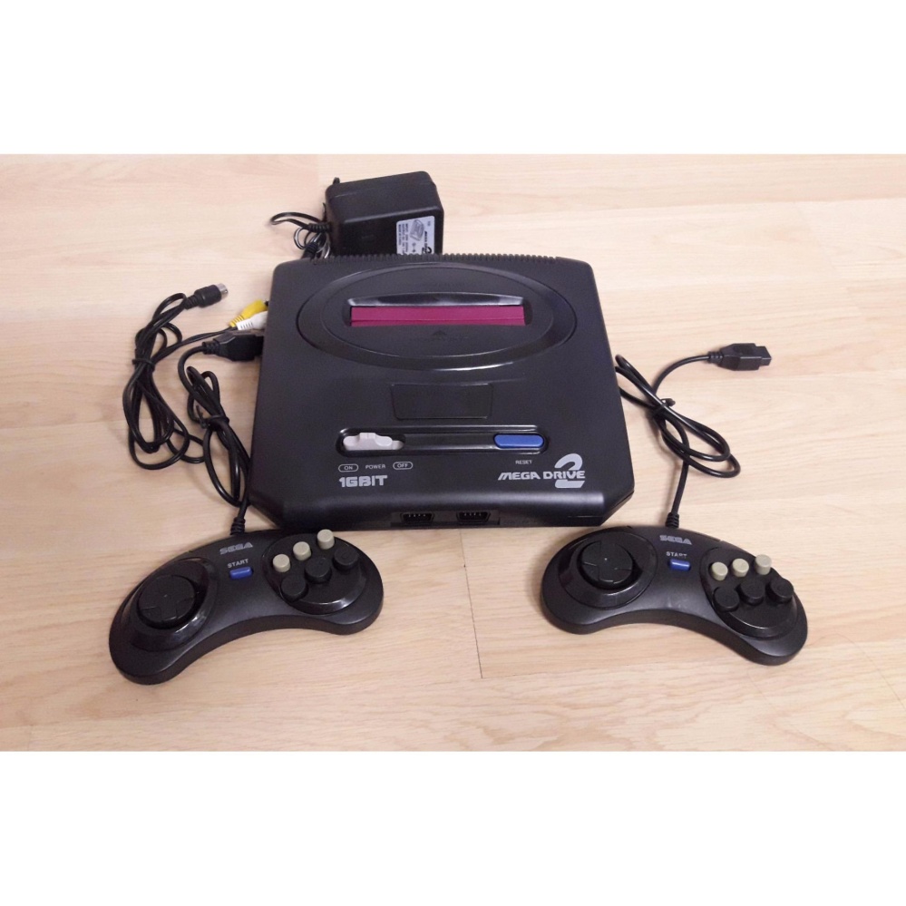 MÁY CHƠI GAME 6 NÚT SEGA (có sẵn trò chơi trong máy )