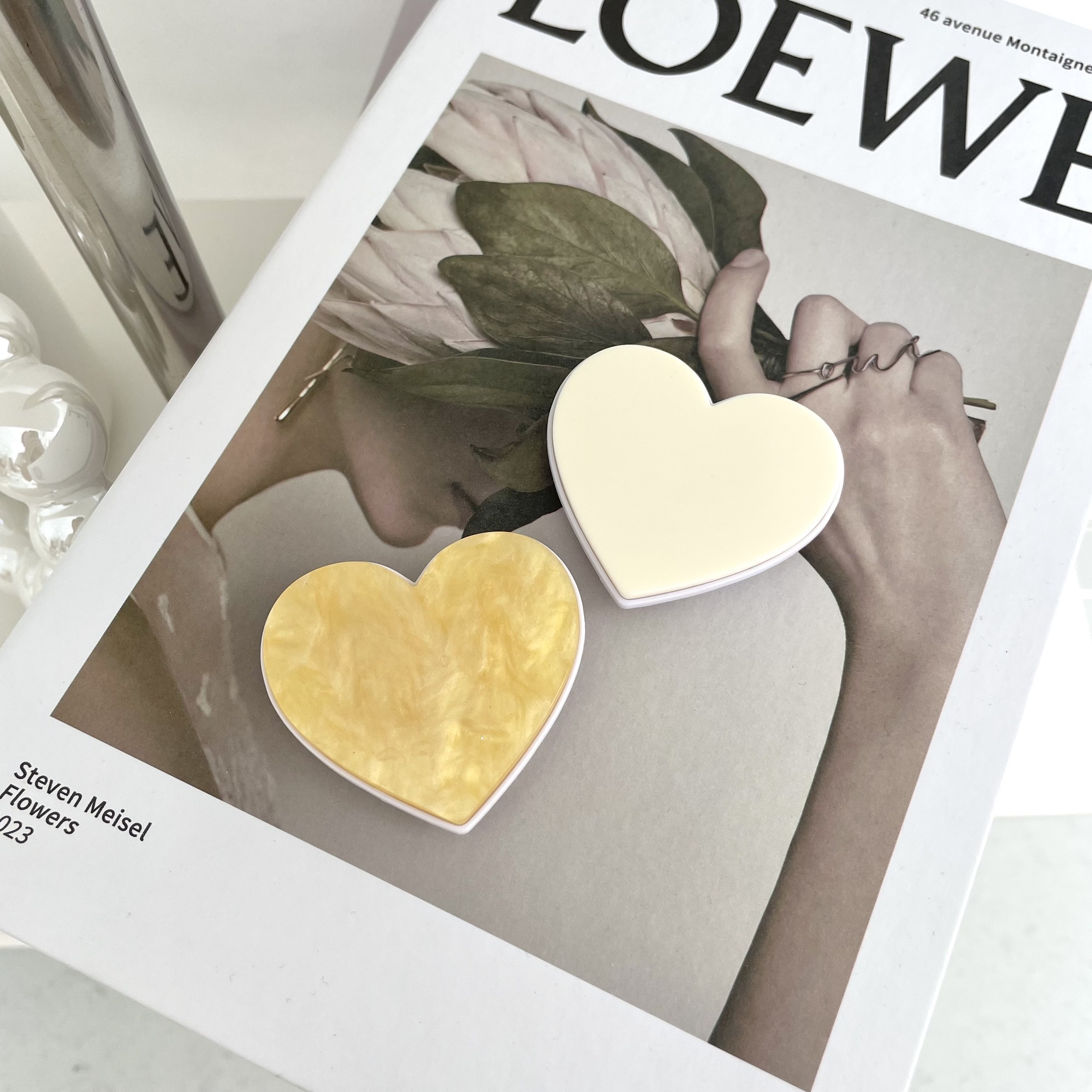 Giá đỡ điện thoại trái tim Modleaf Heart griptok Hàn Quốc