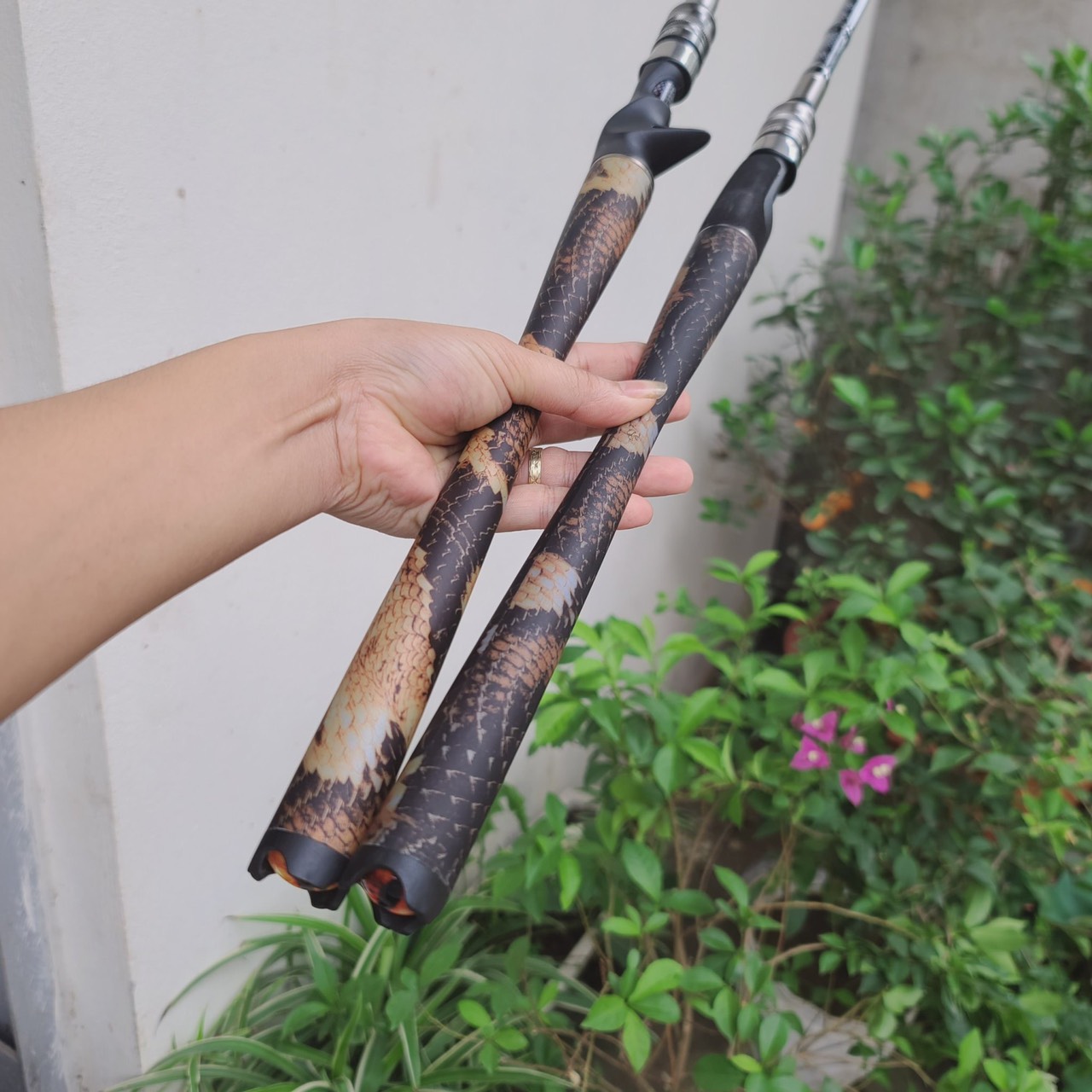 Cần Lure Vân Da Rắn Siêu Bạo Lực
