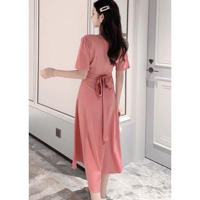 Đầm hồng ruốc form dài chéo eo