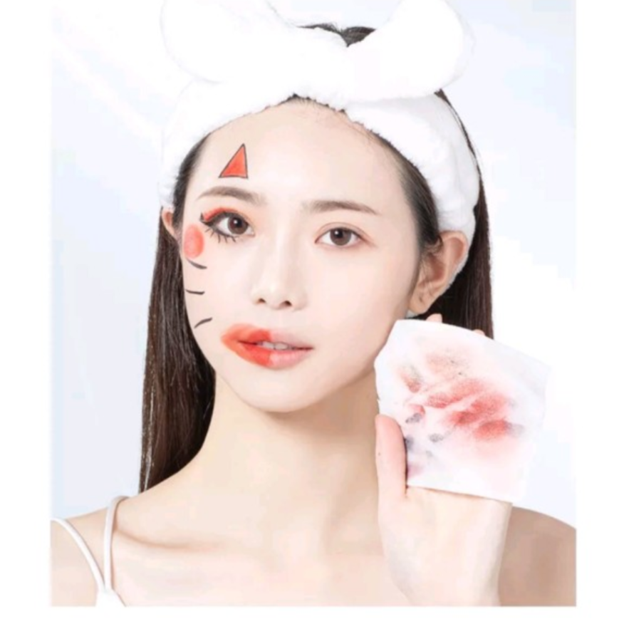 Combo tẩy trang cho phái đẹp ( 1 nước tẩy trang Maycreate 300ml + 1 bông 222 miếng)