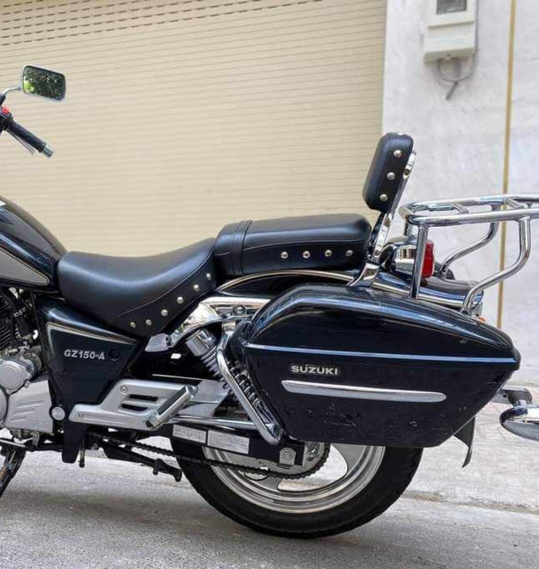 Baga sau suzuki Gz 125,Gz 150
