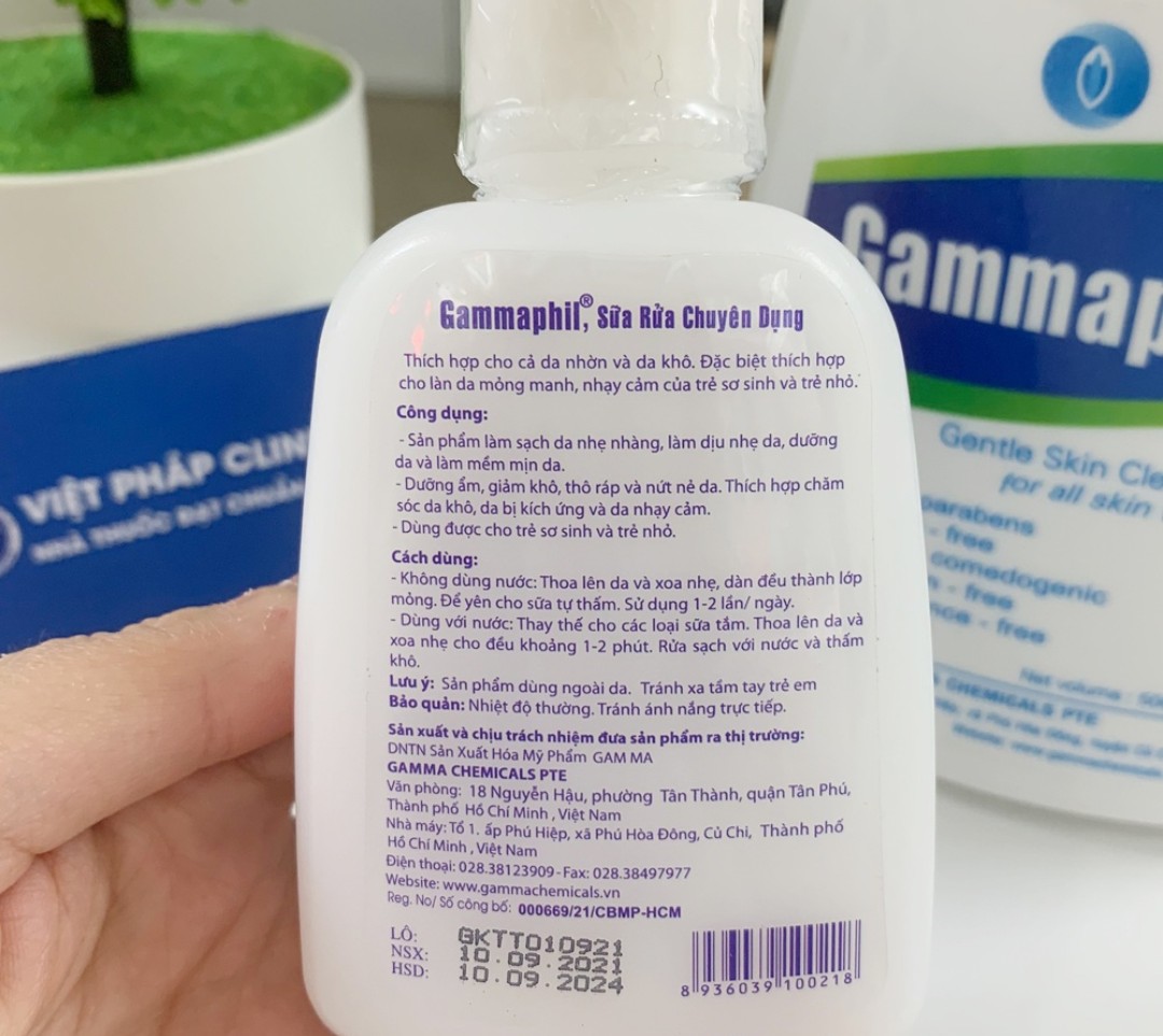 SỮA RỬA MẶT GAMMAPHIL CHAI 125ML