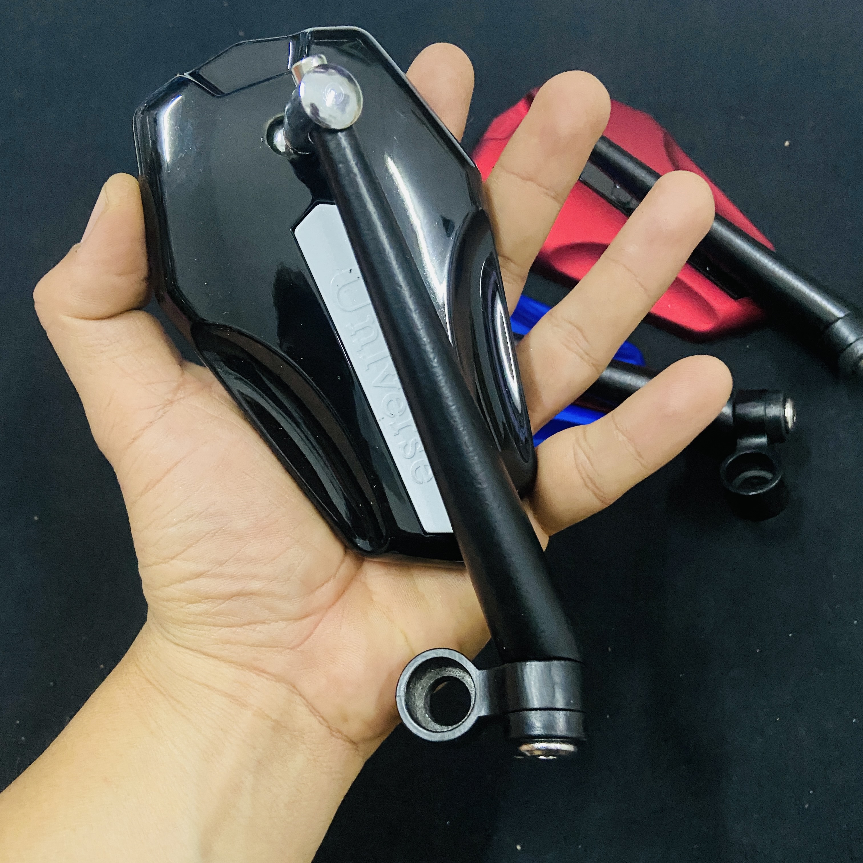 Kiếng chiếu hậu kiểu winner chân 10 ly cho mọi loại xe