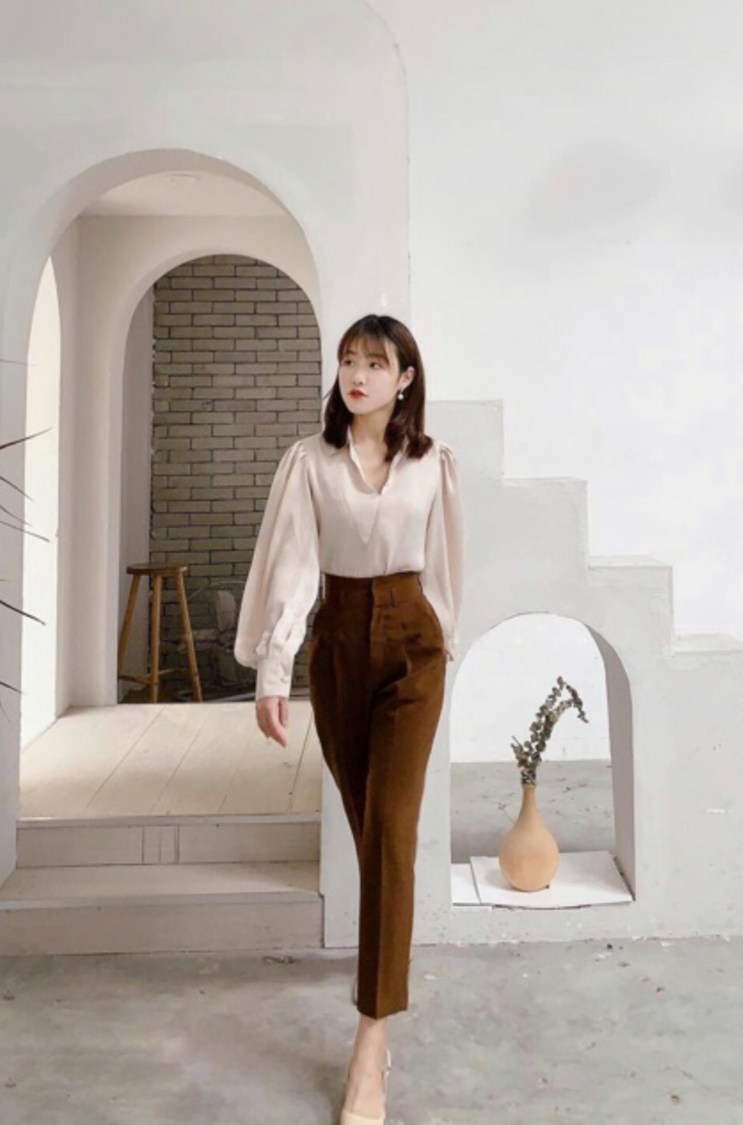 [HCM]Áo sơ mi nữ cổ V lụa tuyết cao cấp