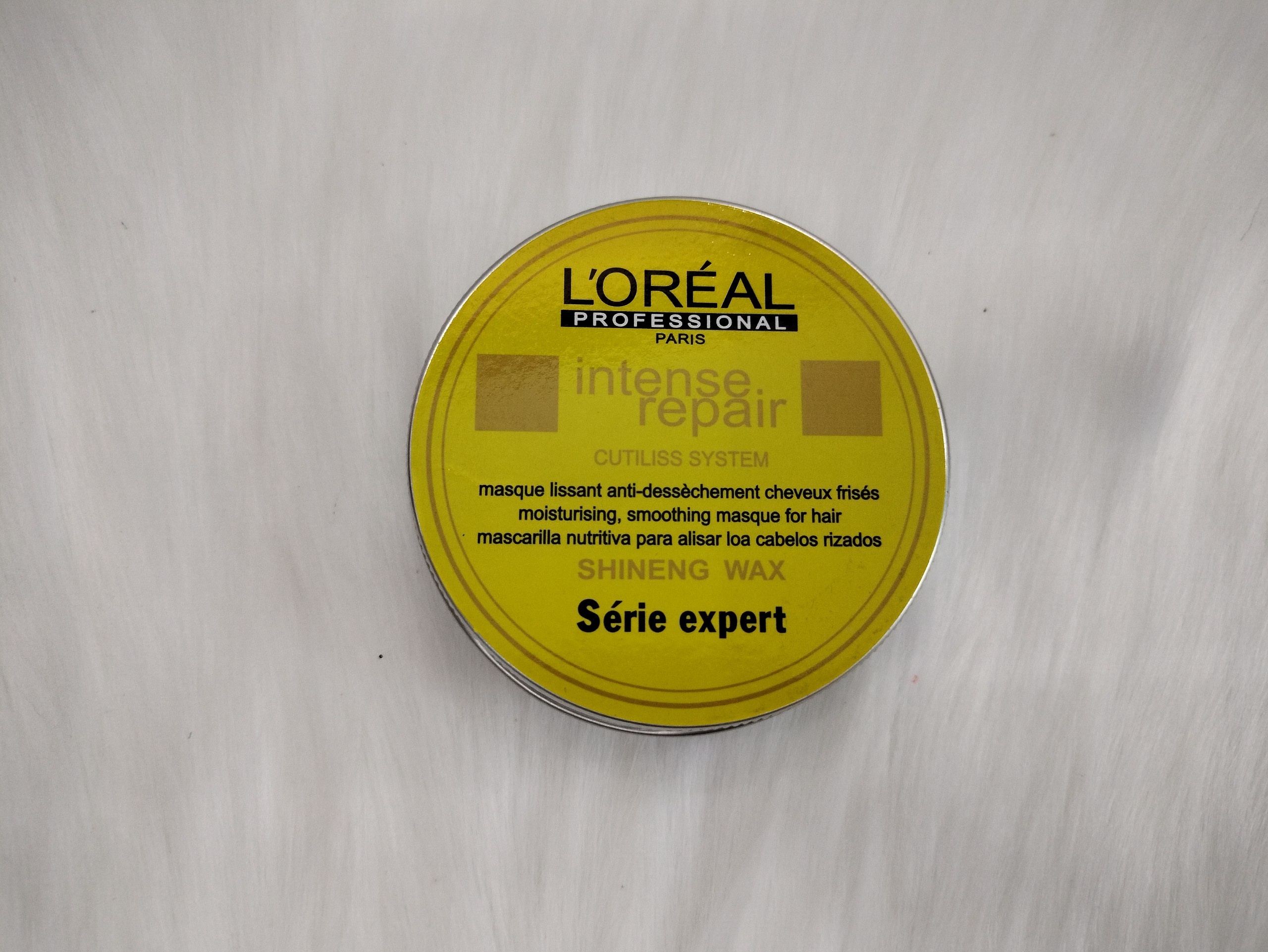 Wax Trong giữ nếp tóc tiện lợi Lo+real