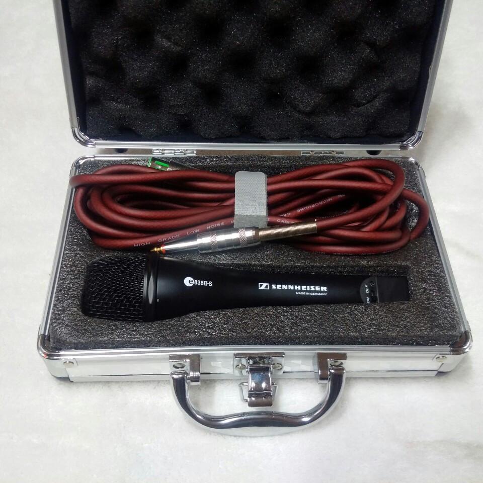 Micro có dây hát karaoke sennheiser 838II cao cấp