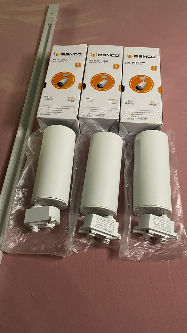 Combo 3 đèn rọi ray ống bơ 20W, 30W COB + 1 ray 1 mét vỏ loại chuẩn