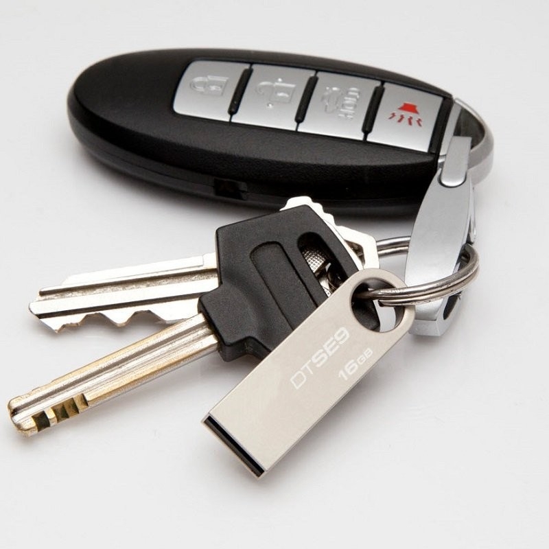 USB Kingston 16GB 2.0 DataTraveler SE9