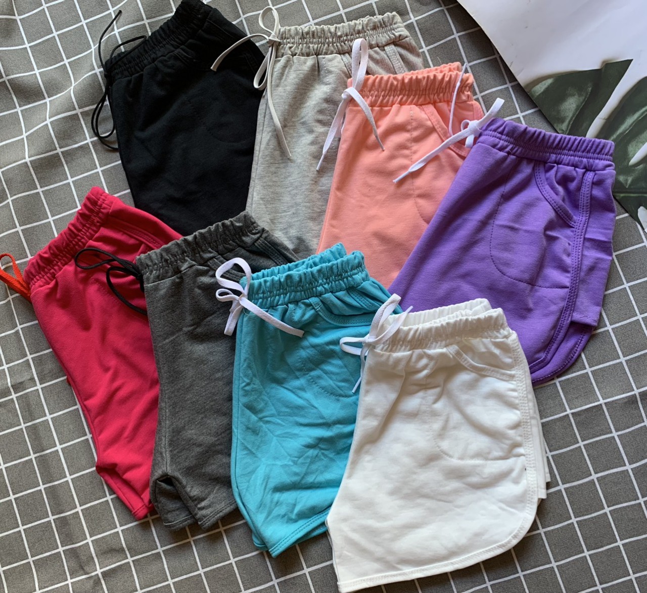 Combo 3 quần 100k - quần short tập gym , yoga lai bầu nữ chất liệu thun co giãn mềm mịn dễ thương