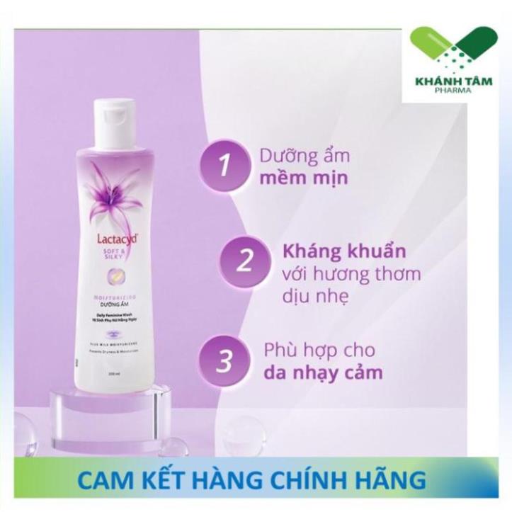 ! Dung dịch vệ sinh phụ nữ Lactacyd Soft & Silky