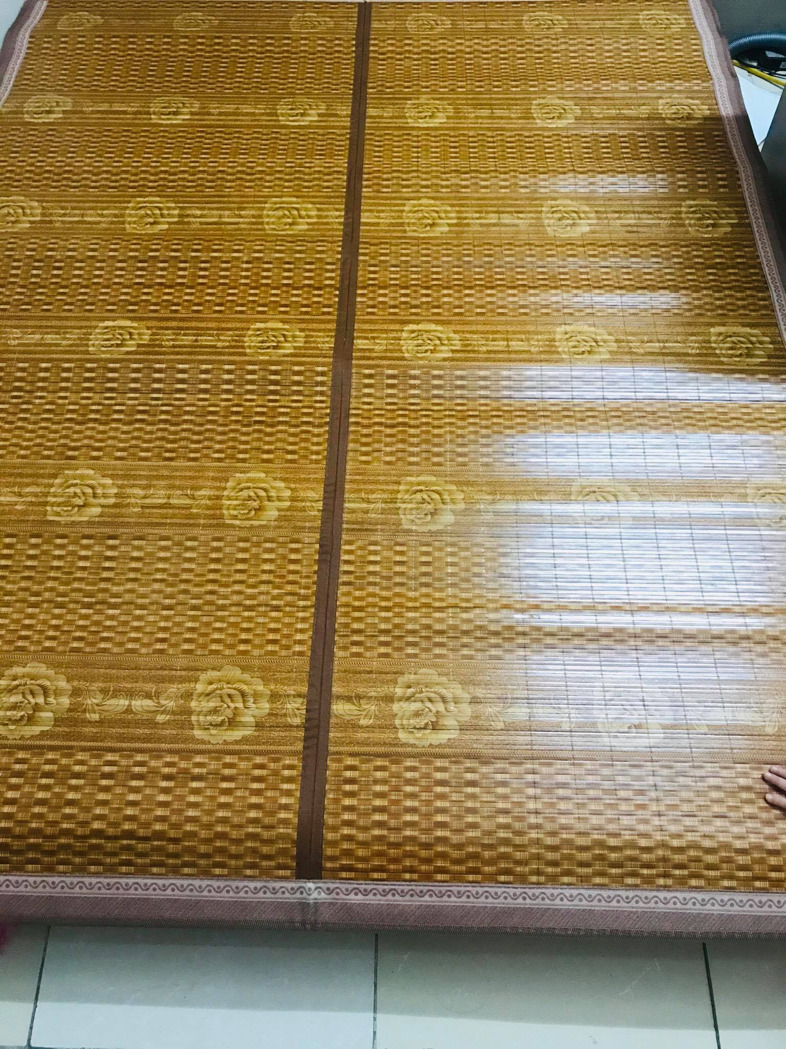 Chiếu trúc tăm viền lụa gập đôi mát mẻ mùa hè kt 1.6 x 2m
