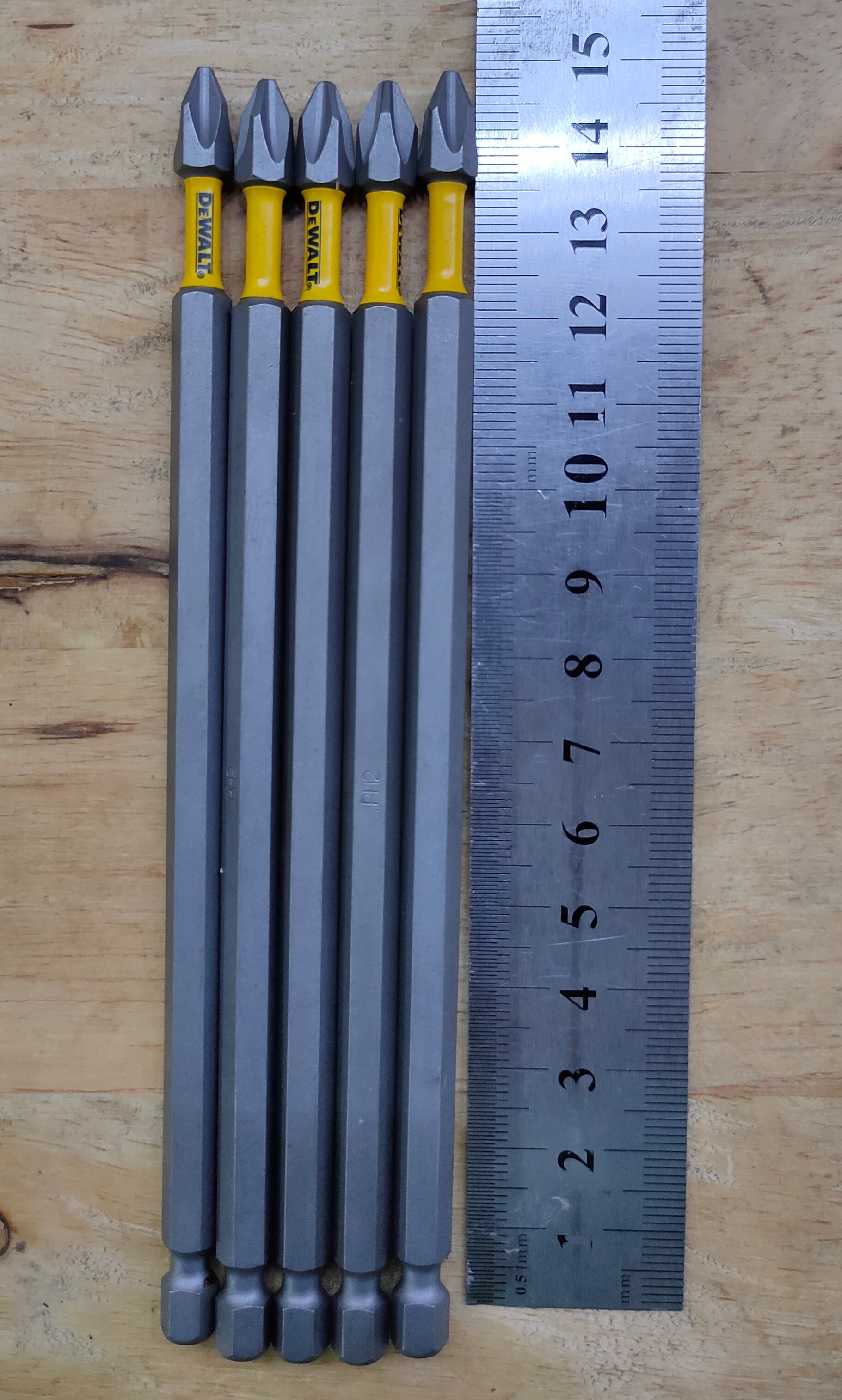 Mũi vặn vít Dài 15cm PH2