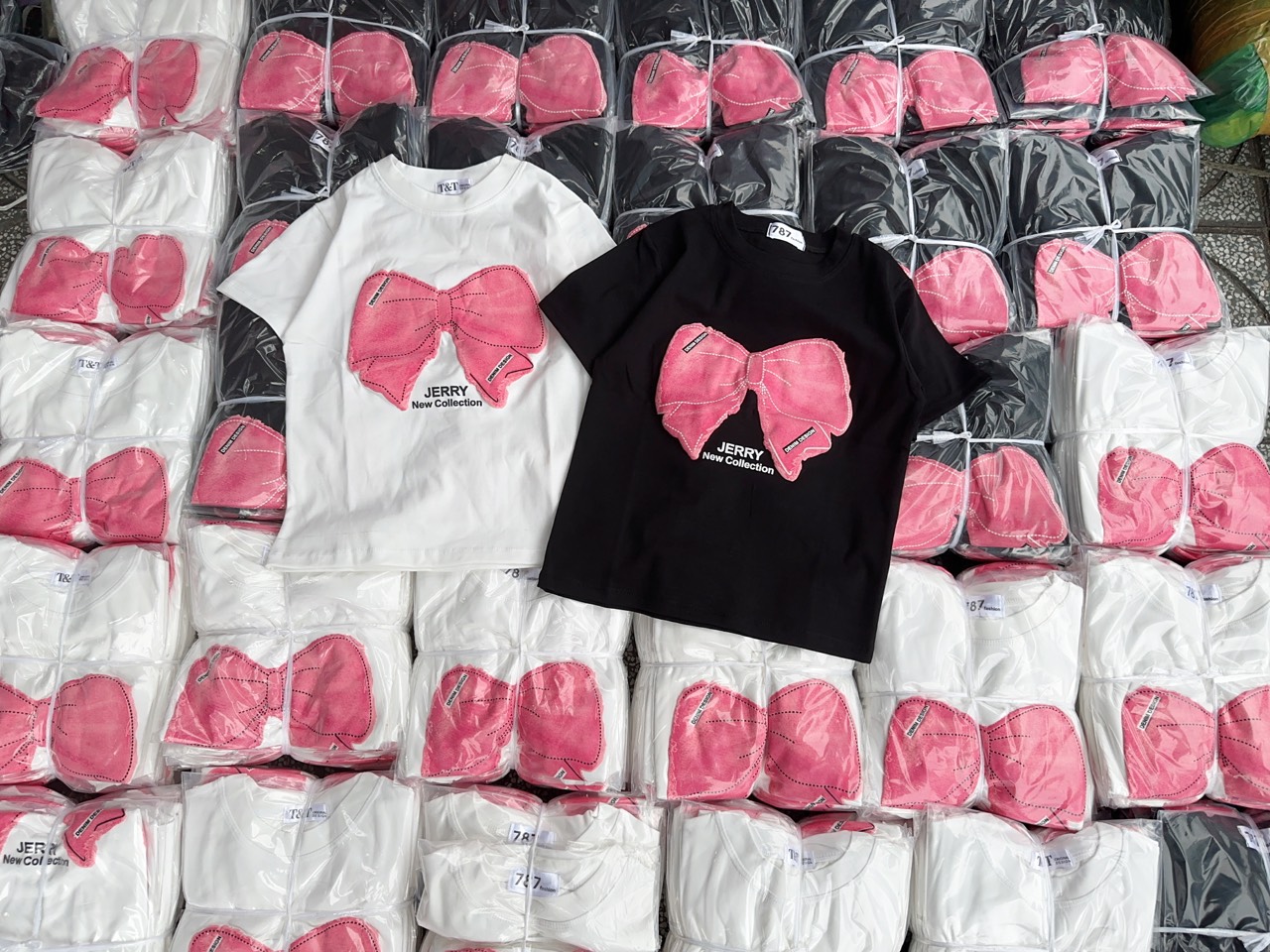 Áo thun Croptop ôm body nữ phối nơ nổi ( Mã Croptop nơ Hồng )