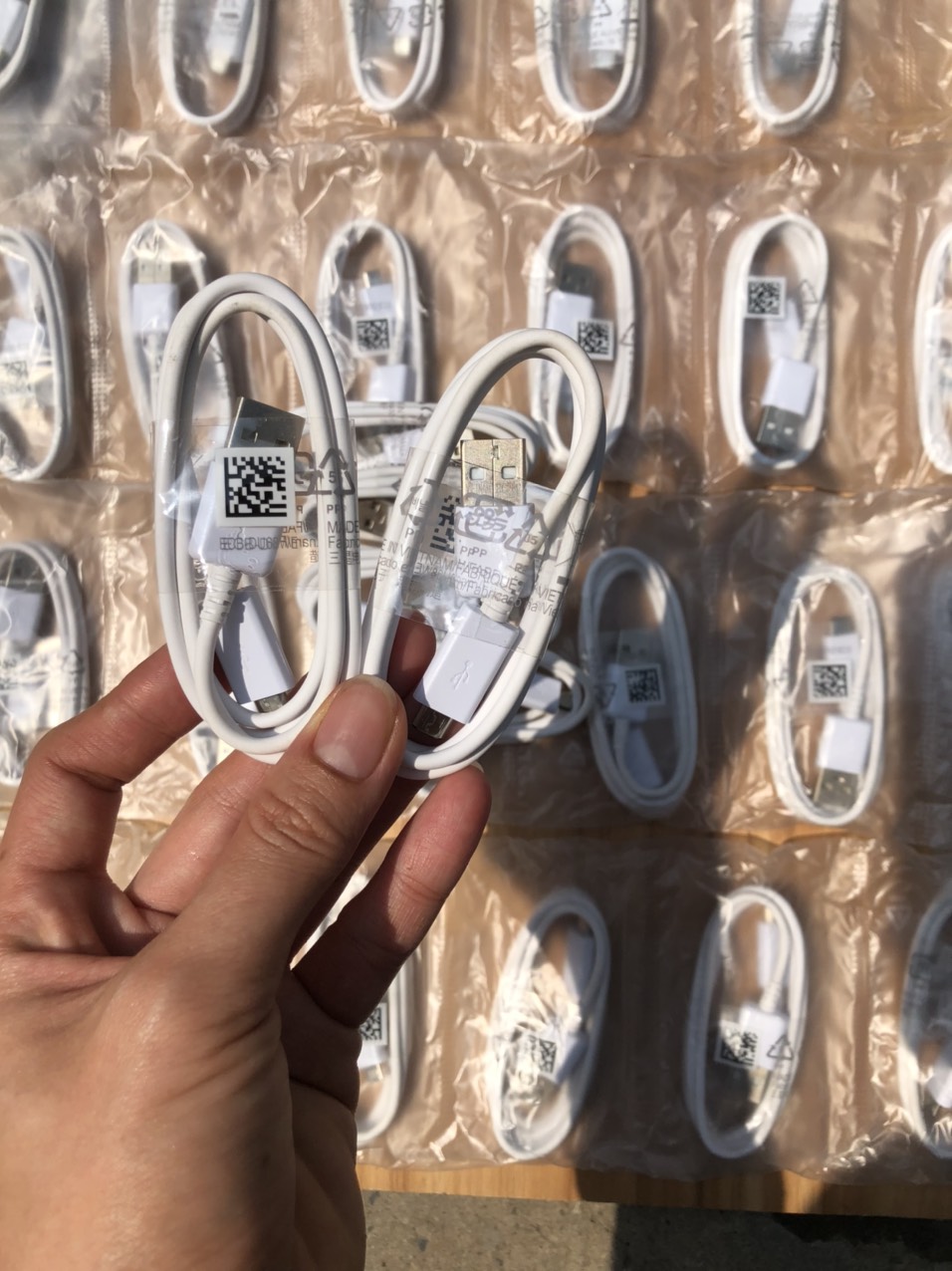 CÁP Sạc ANDROID Micro USB dùng cho điện thoại android và các thiết bị điện tử