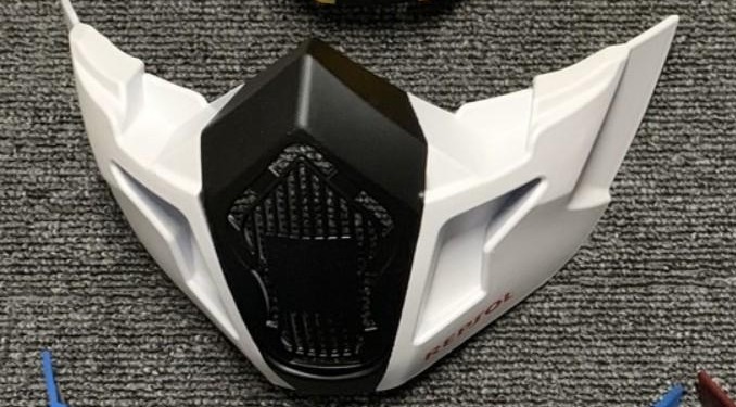 Mặt nạ xe máy Winner