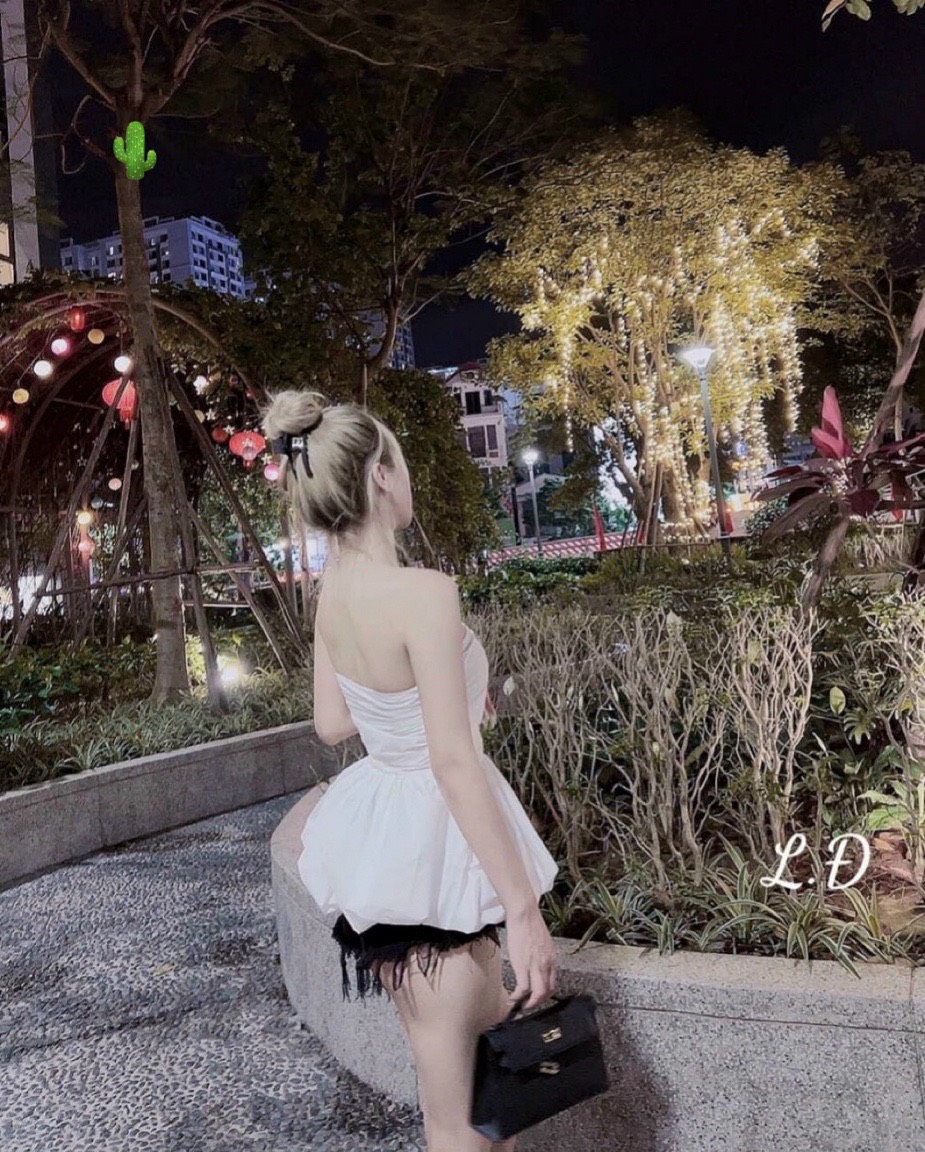 Áo peplum kate không tay bo ngực về 2 màu đen trắng