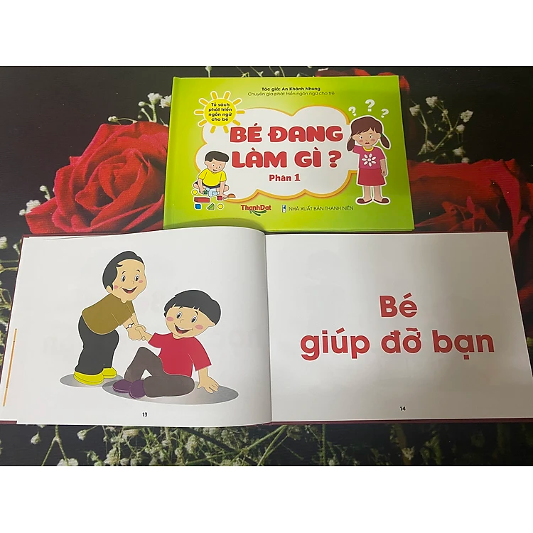 Combo 2 tập Bé Đang Làm Gì - Cô An Khánh Nhung