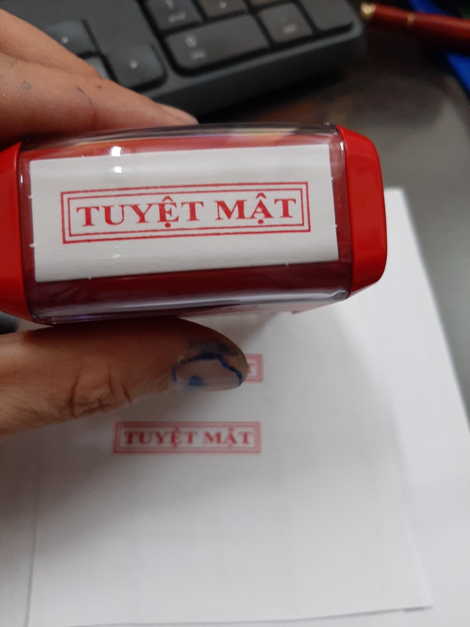 Con dấu "TUYỆT MẬT" (Chuẩn thông tư 24 BCA)