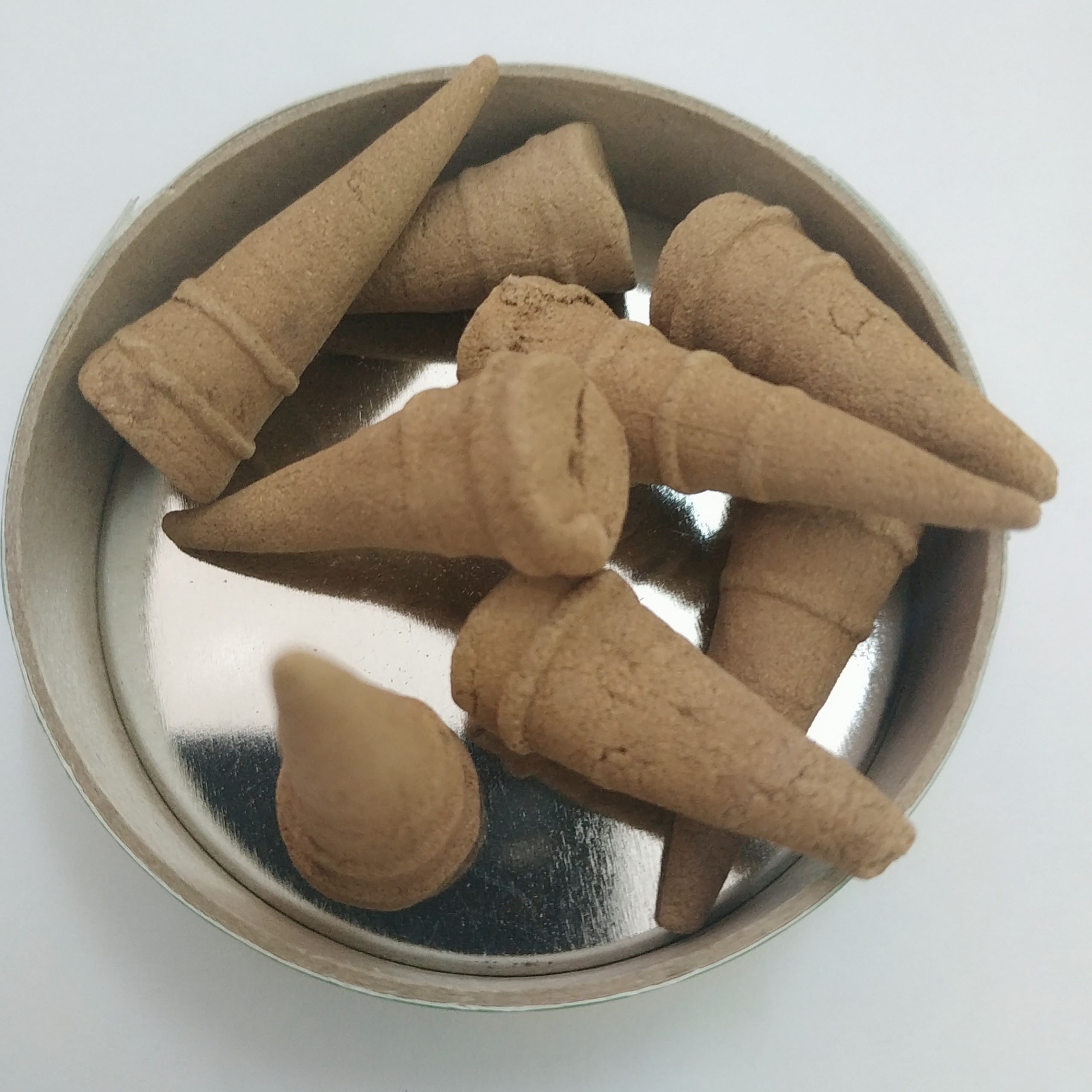 NHANG NỤ TRẦM HƯƠNG 100% NGUYÊN CHẤT