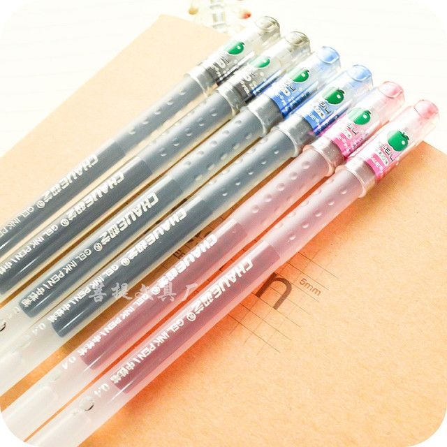 Hộp bút gel nước temp quả táo ( hộp 12c)