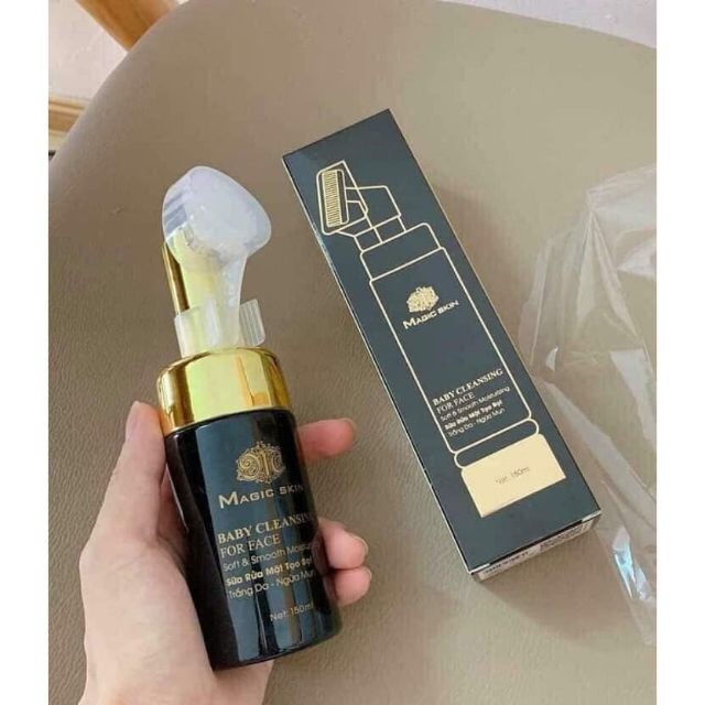 SỮA RỬA MẶT BỌT BIỂN Magic Skin