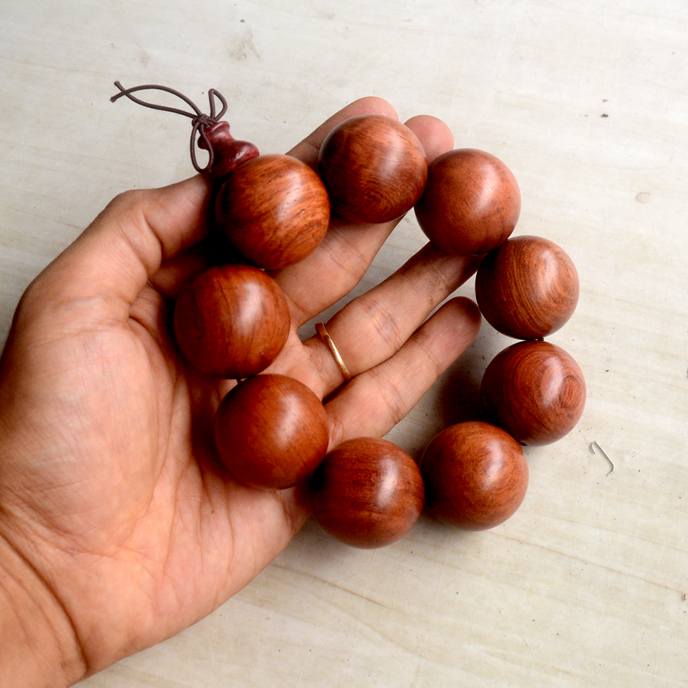 Vòng tay chuỗi gỗ hương đỏ-Chuỗi đeo tay nam nữ-nhiều cỡ ly