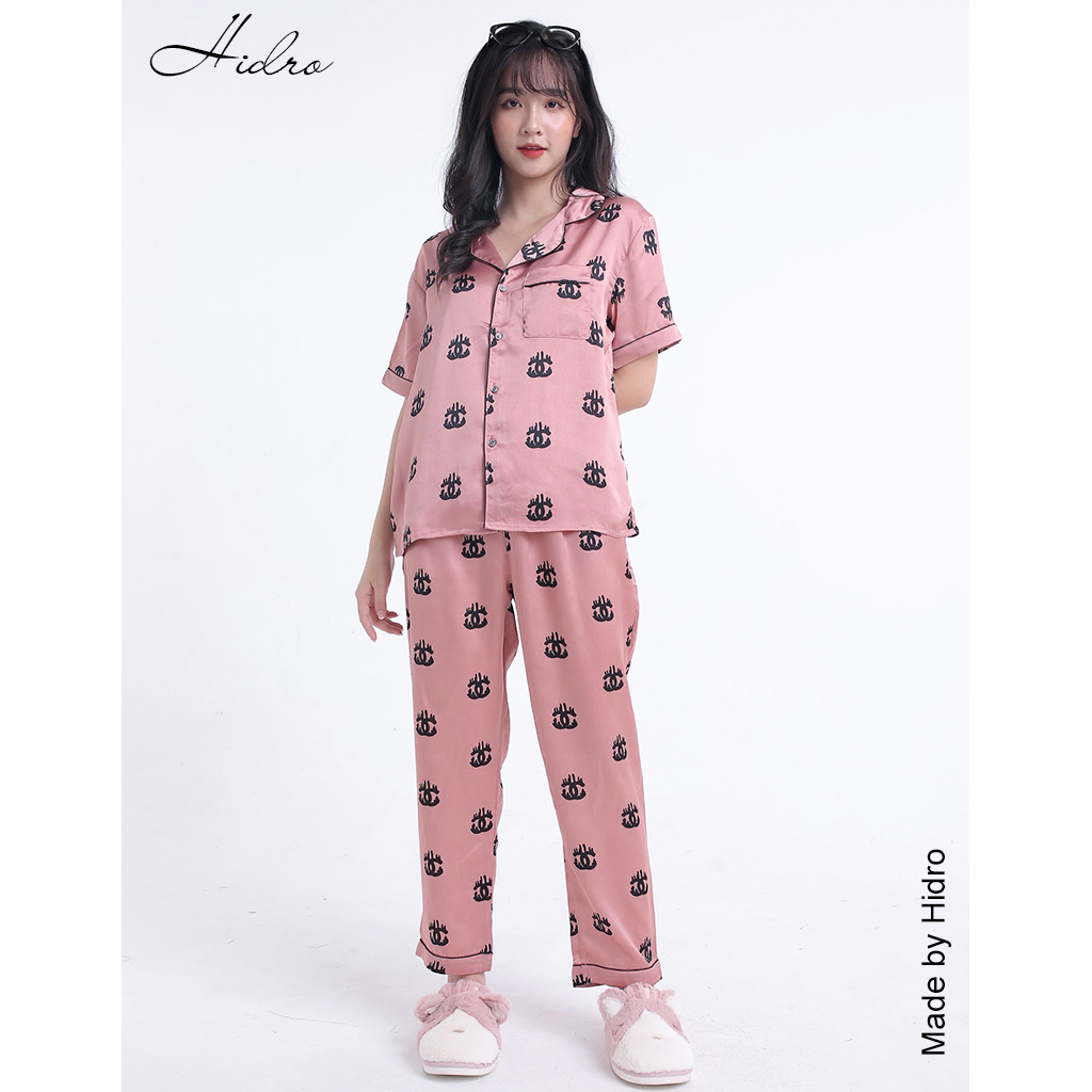 HIDRO Bộ lụa satin cộc dài họa tiết