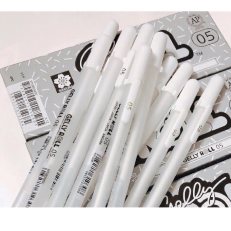 Bút Nước Mực Trắng Sakura Gelly Roll