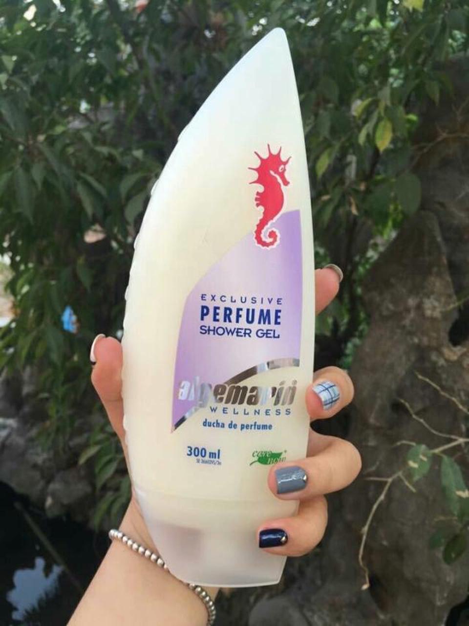 [HCM]Sữa tắm cá ngựa da sáng hồng