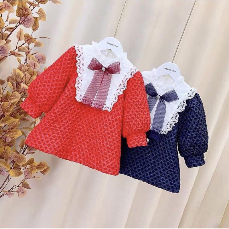 Váy xốp cổ đáp ren cho bé gái
