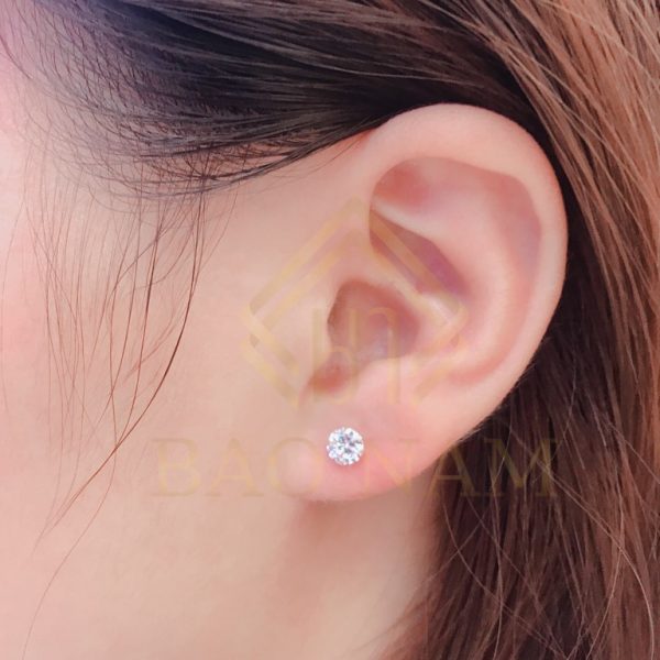 1 chiếc nụ tai bạc đá trắng cỡ 3mm