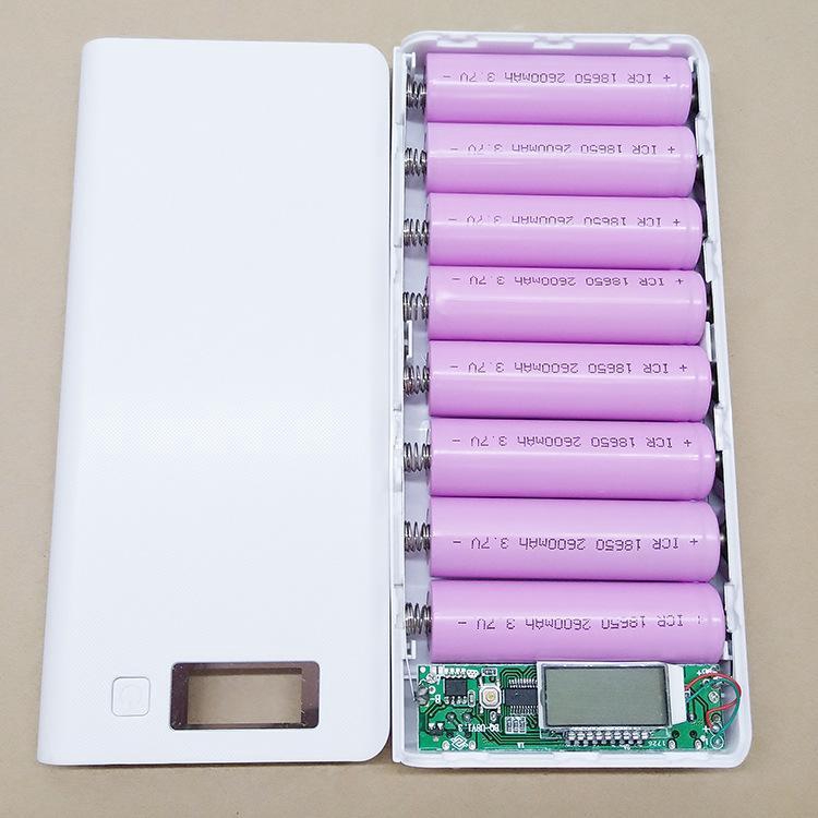 Box sạc dự phòng 8 cell LCD (Giao màu ngẫu nhiên)