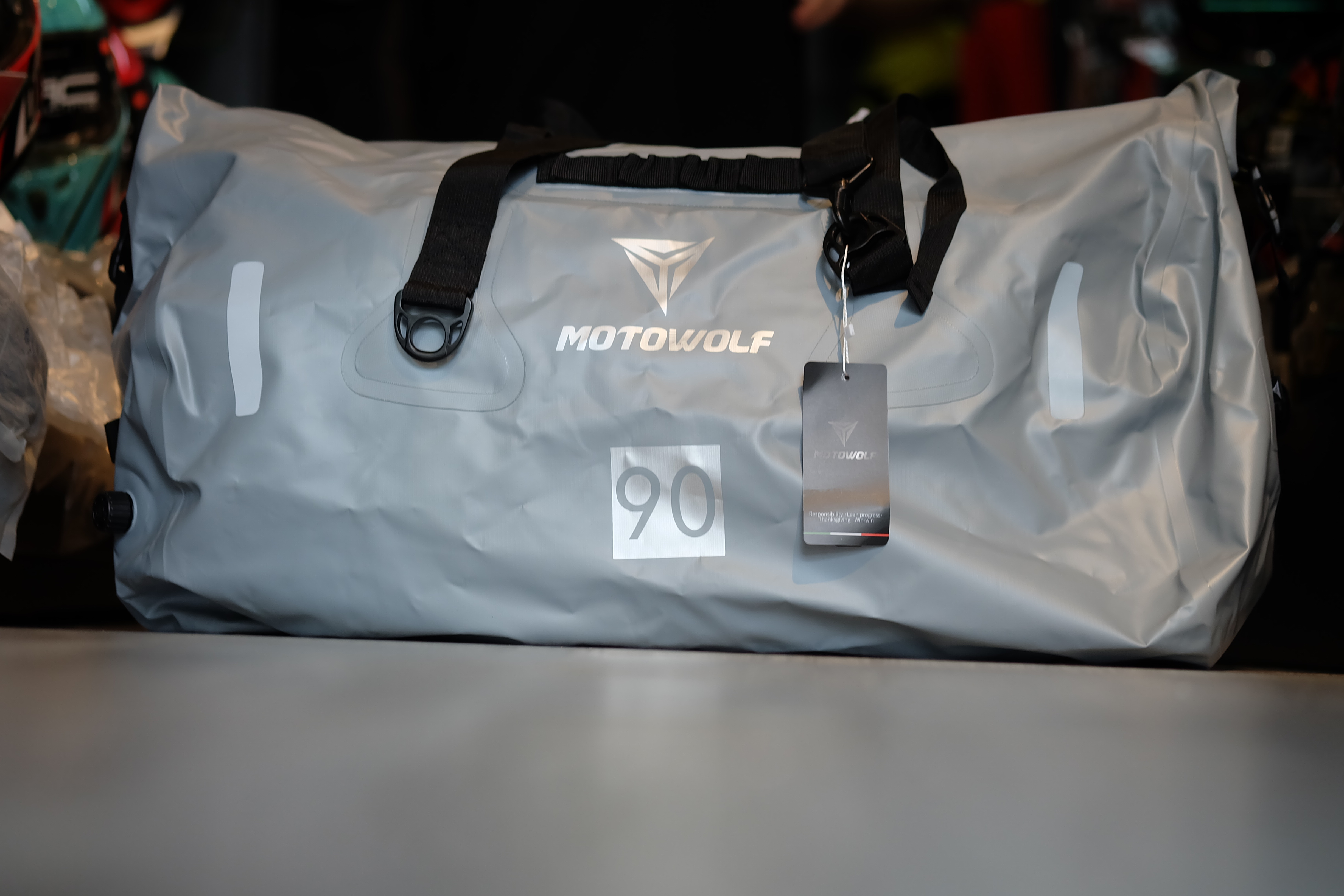 Túi Du Lịch Motowolf Chống Nước 90L