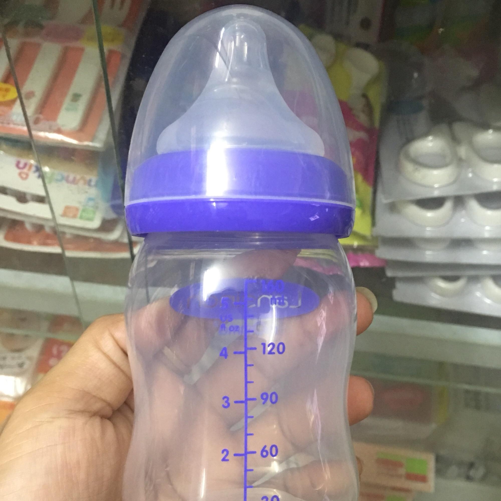 Bình sữa Lansinoh Momma cho bé yêu