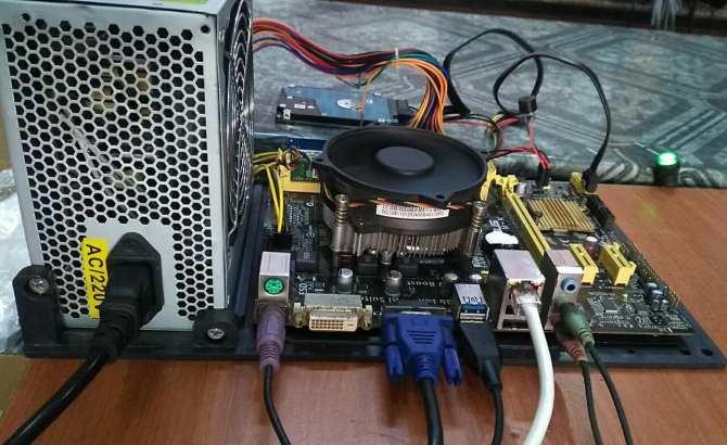 Đế Bắt Main đa năng PC