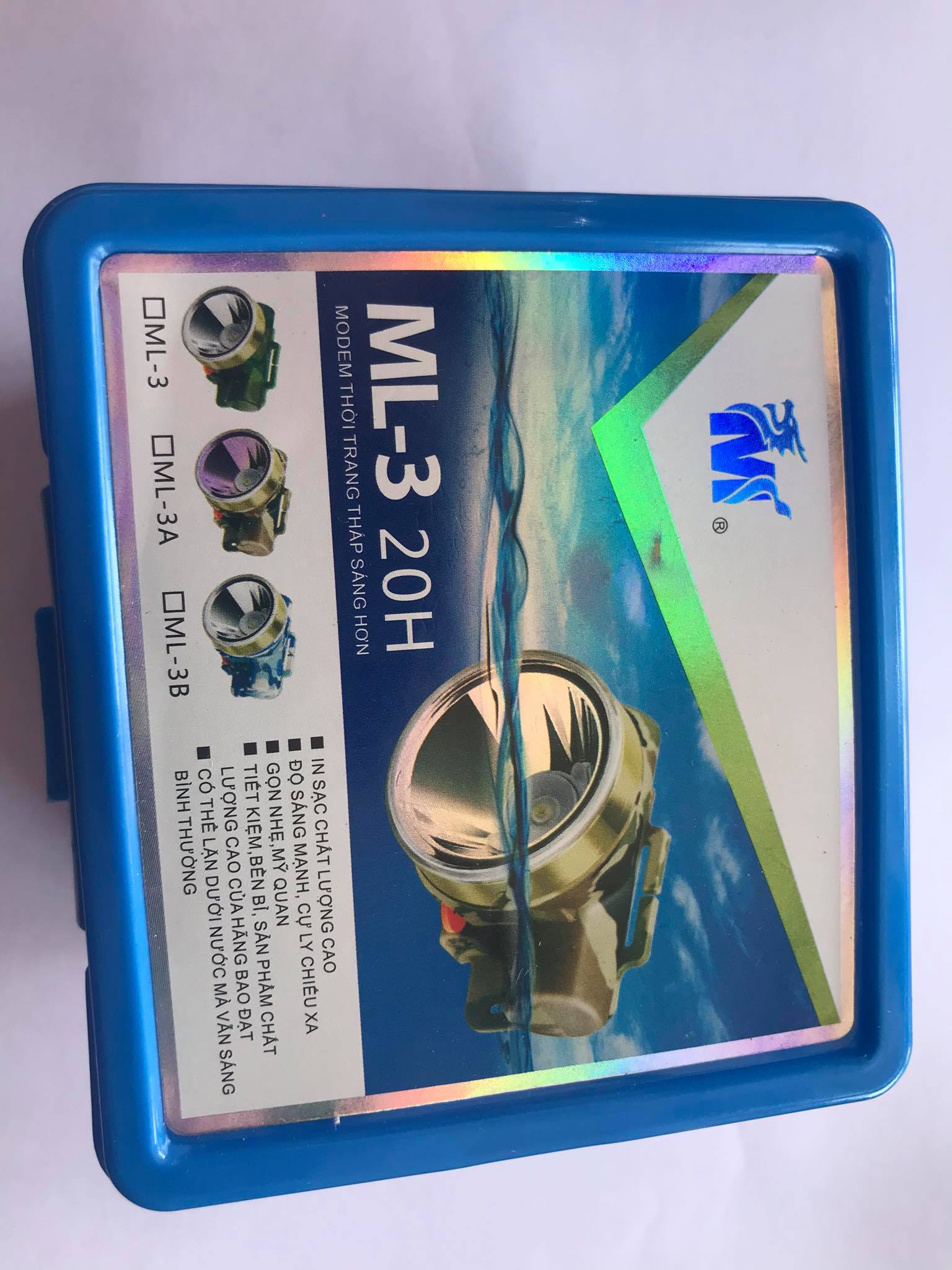Đèn pin đội đầu dùng pin sạc