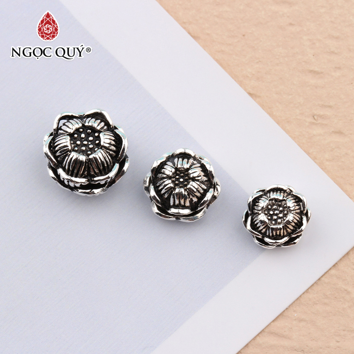 [HCM]Charm bạc sen hoa xỏ ngang - Ngọc Qúy Gemstones