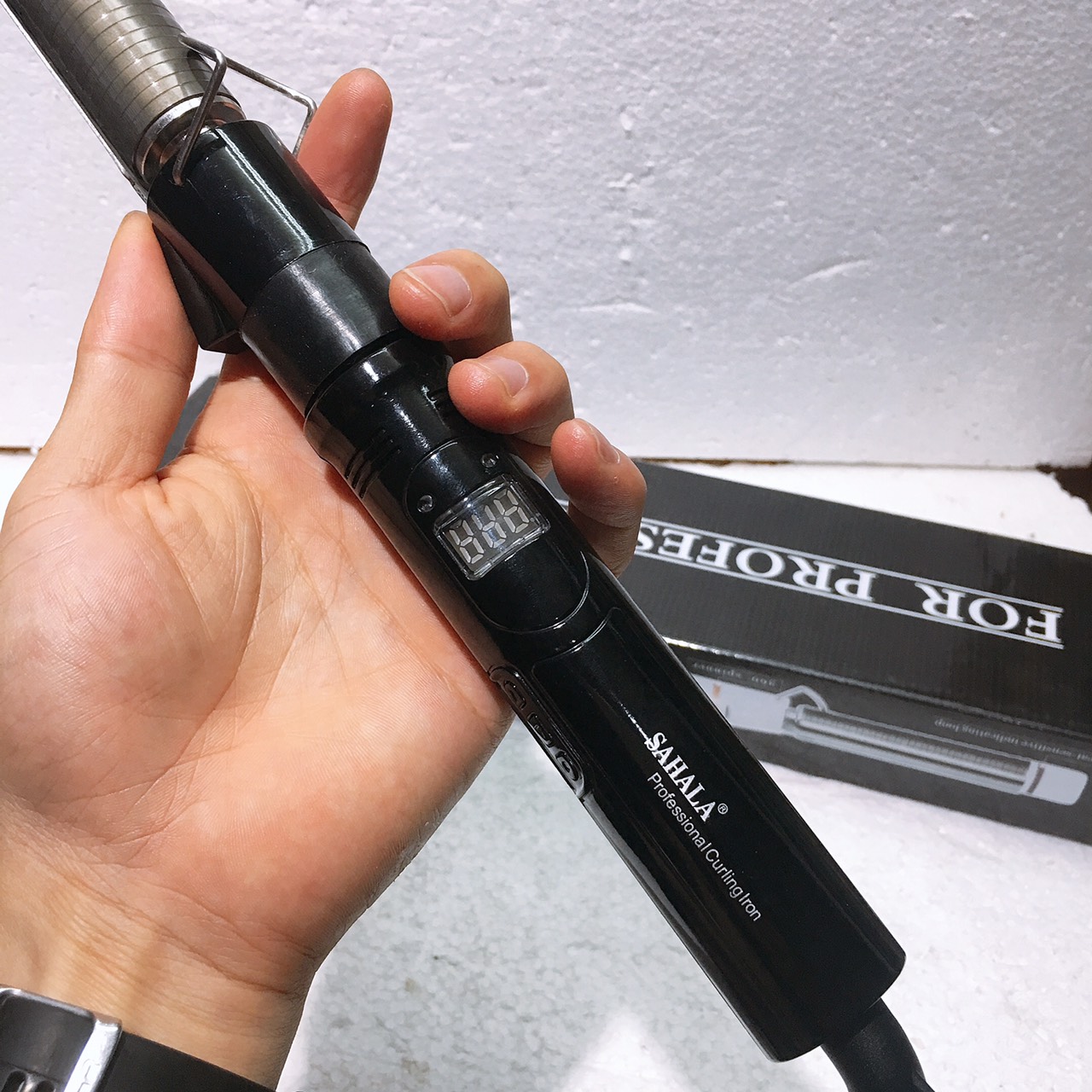 Professional Hair Curling Iron Curler