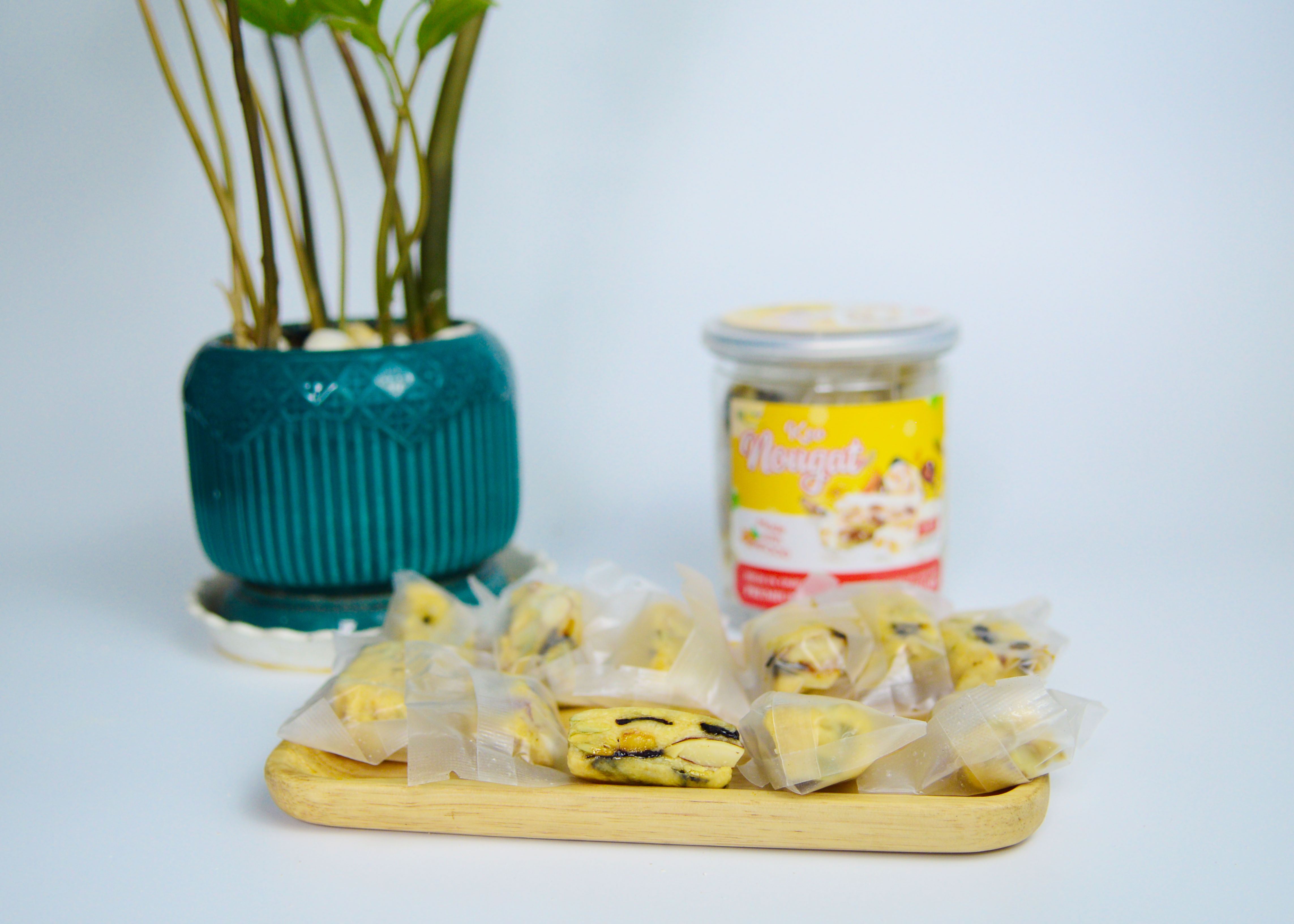 KẸO NOUGAT NHIỀU HẠT - KẸO HẠNH PHÚC